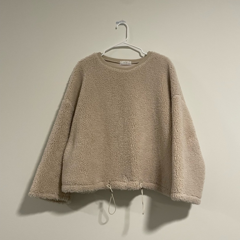 OAK + FORT Sherpa Drawstring Sweatshirt in Cream